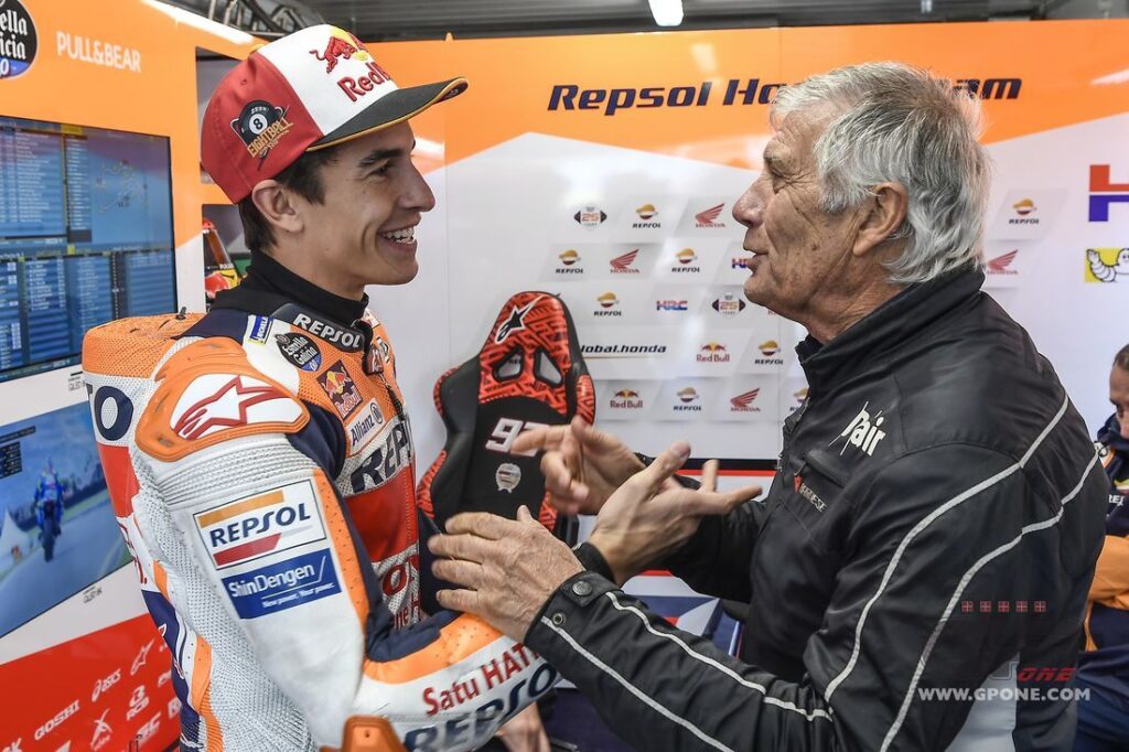 MotoGP, VIDEO - Agostini: "Marquez has to race in Qatar and finish last"