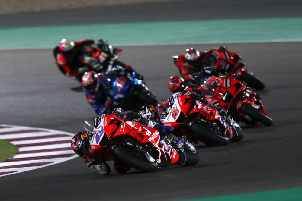 In the paddock column - Cycle News