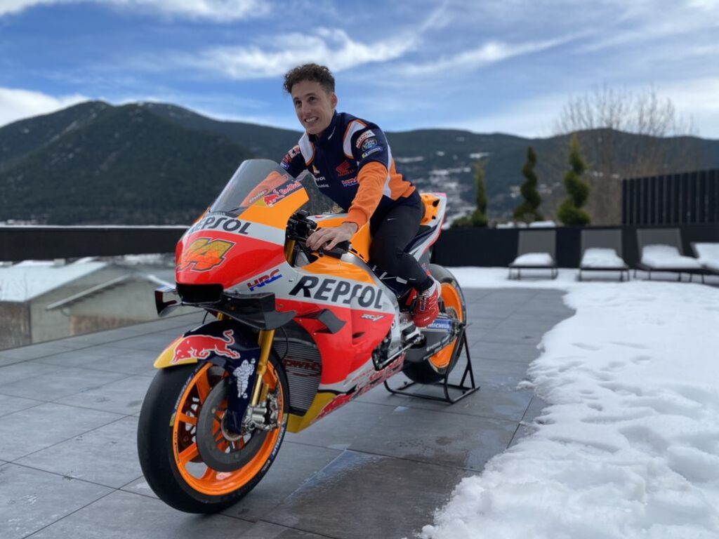 MotoGP, Pol Espargarò and Honda: first contact ... on a terrace