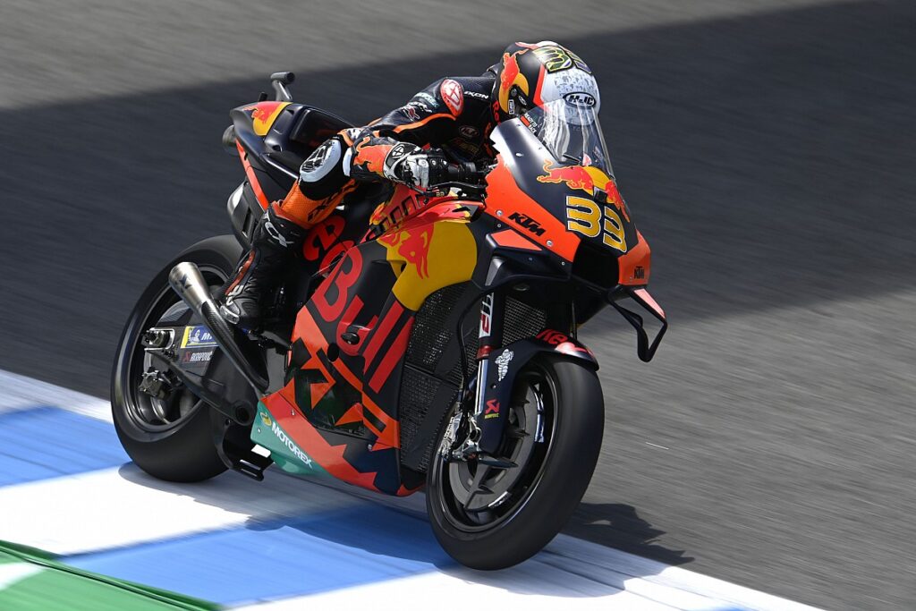 Tires felt like "a rock" in MotoGP qualifying at Jerez