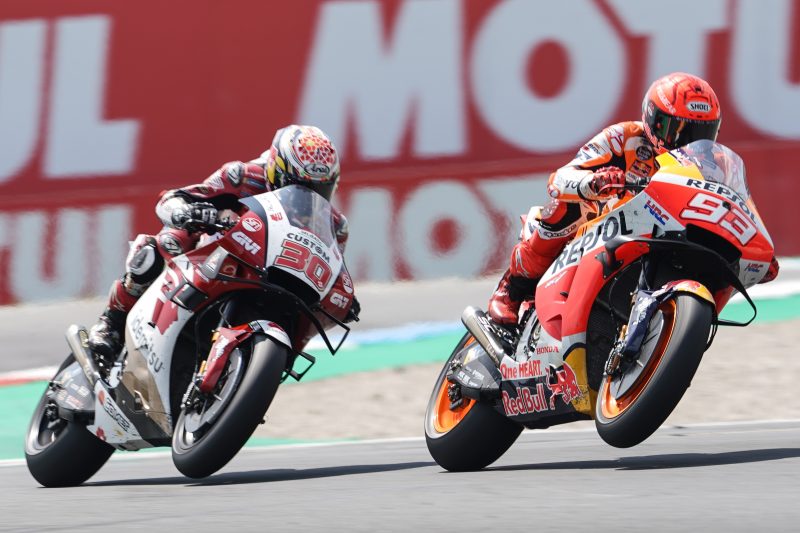 Charging Marquez and Espargaro salvage top-ten finishes in Assen