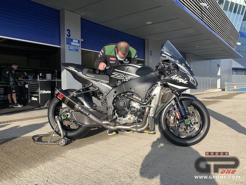 SBK, Jerez: New Kawasaki engine 2021 makes its racetrack debut with Rea and Lowes