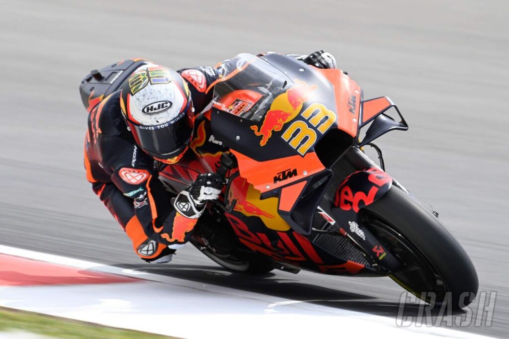 MotoGP of Spain: Brad Binder strikes late for KTM as he leads FP1 |  MotoGP