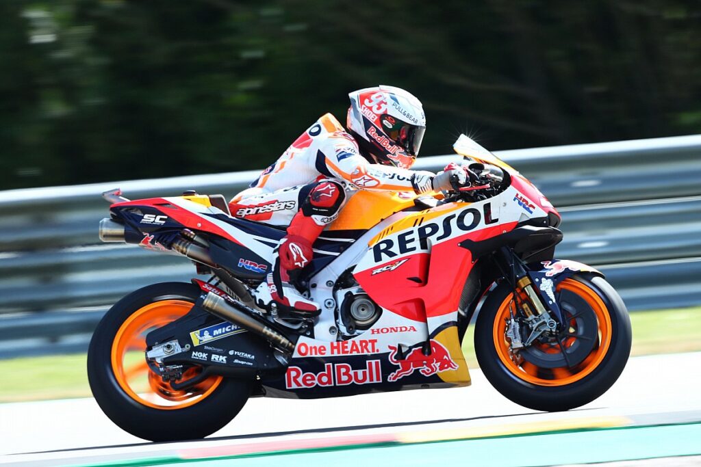 Marquez fastest in FP1, Quartararo second