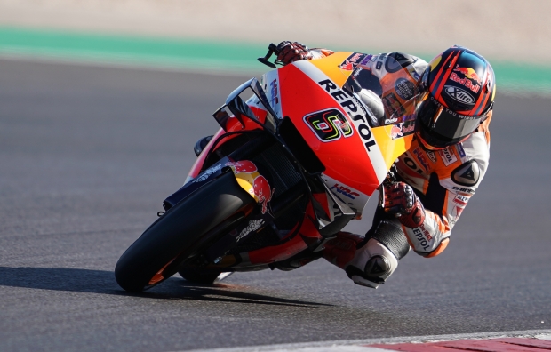 Stefan Bradl shines in the sun in Portimao