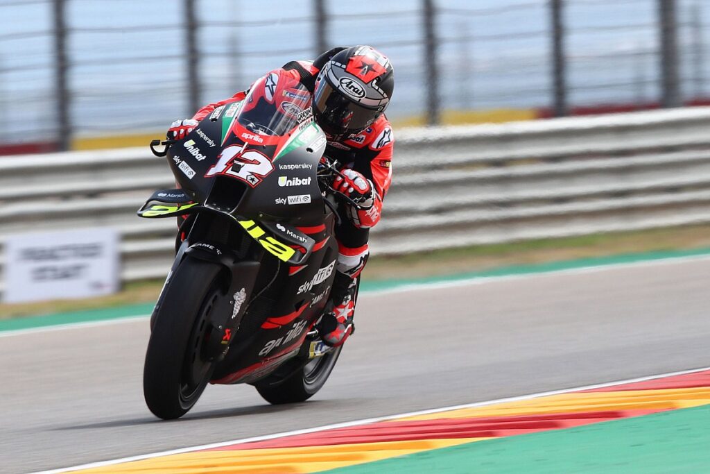 Vinales out of "my comfort zone" on Aprilia's MotoGP debut