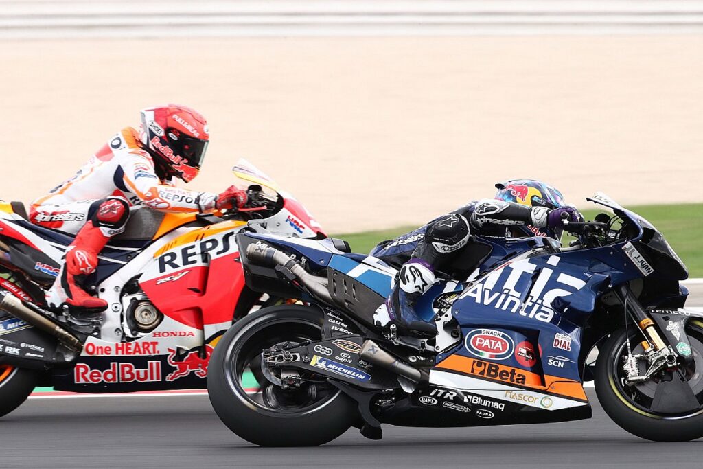 Bastianini chases Marquez "over my limit" in the MotoGP race in Misano