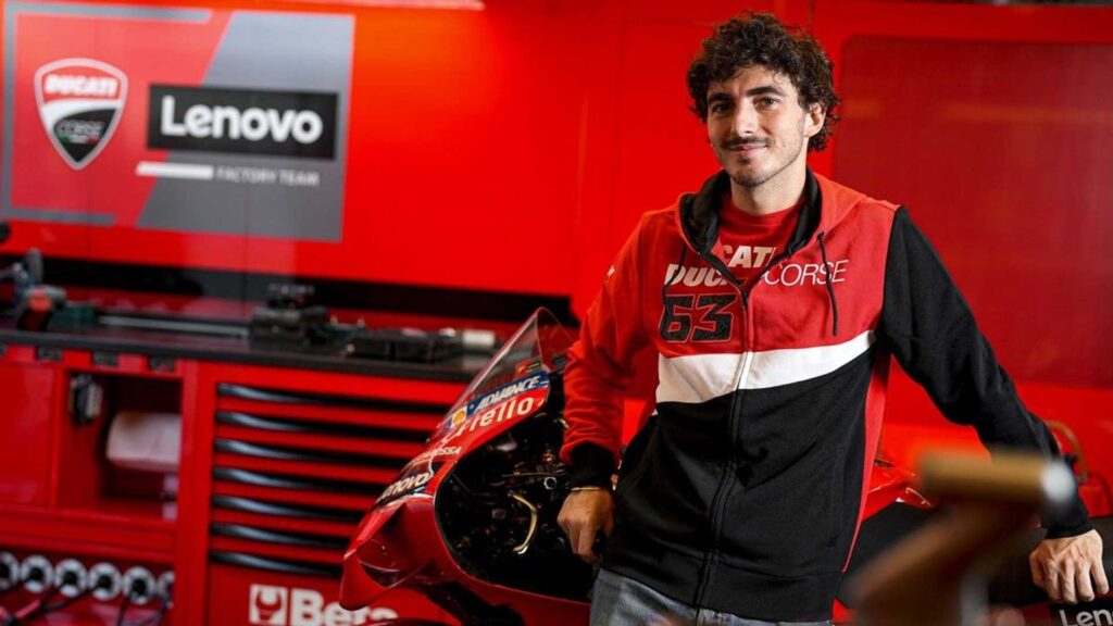 https://cdn.motor1.com/images/mgl/B7JvA/s6/ducati-gp-team-replica-21-collection---pecco-bagnaia.jpg
