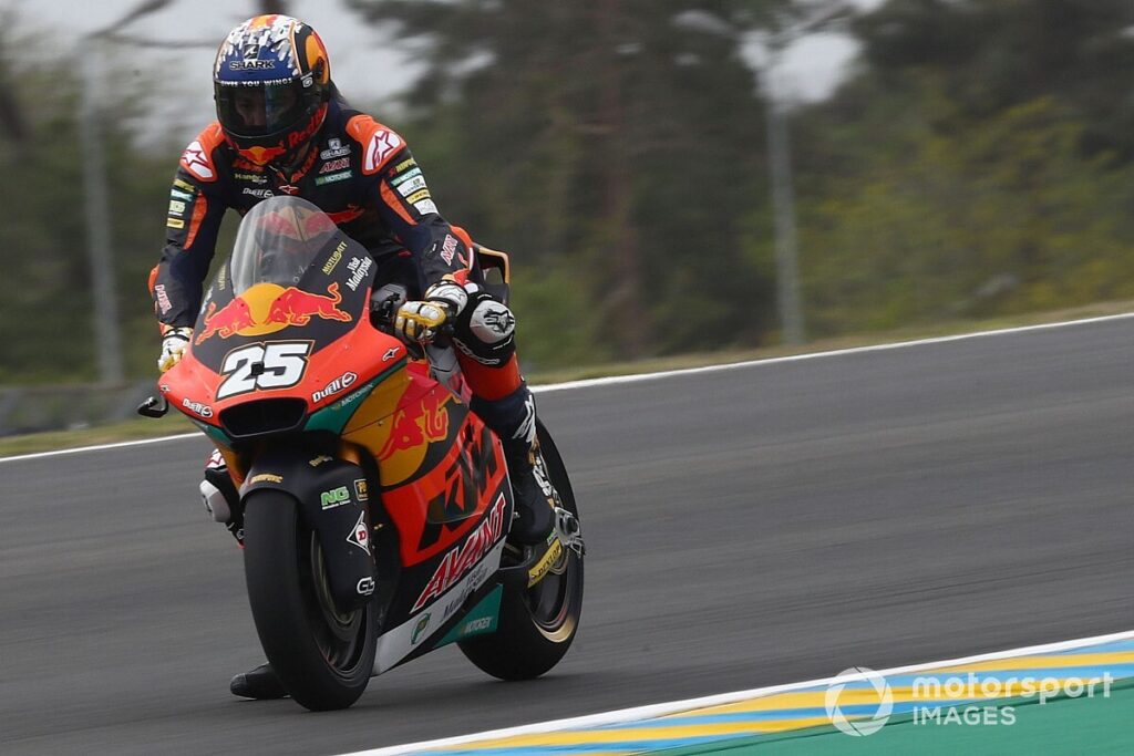 Fernandez beats Gardner when Lowes fails
