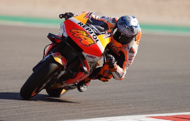 Espargaro continued his good form on Friday with Bradl closing in