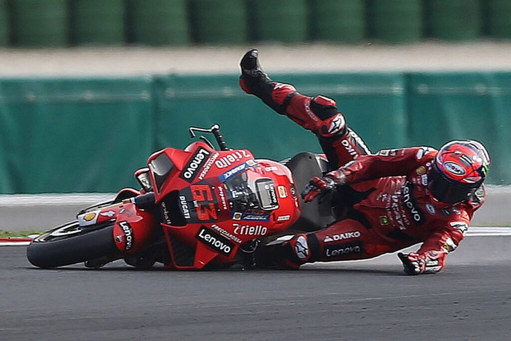 Rossi “a little angry” about Bagnaia's Misano MotoGP tire choice