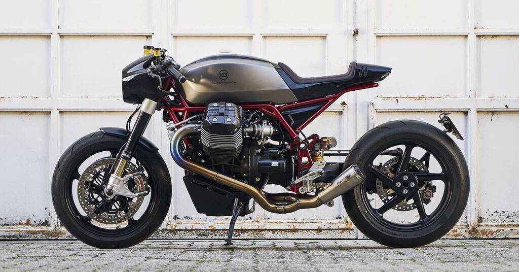 Cento: A racetrack bred café racer from Blacktrack Motors
