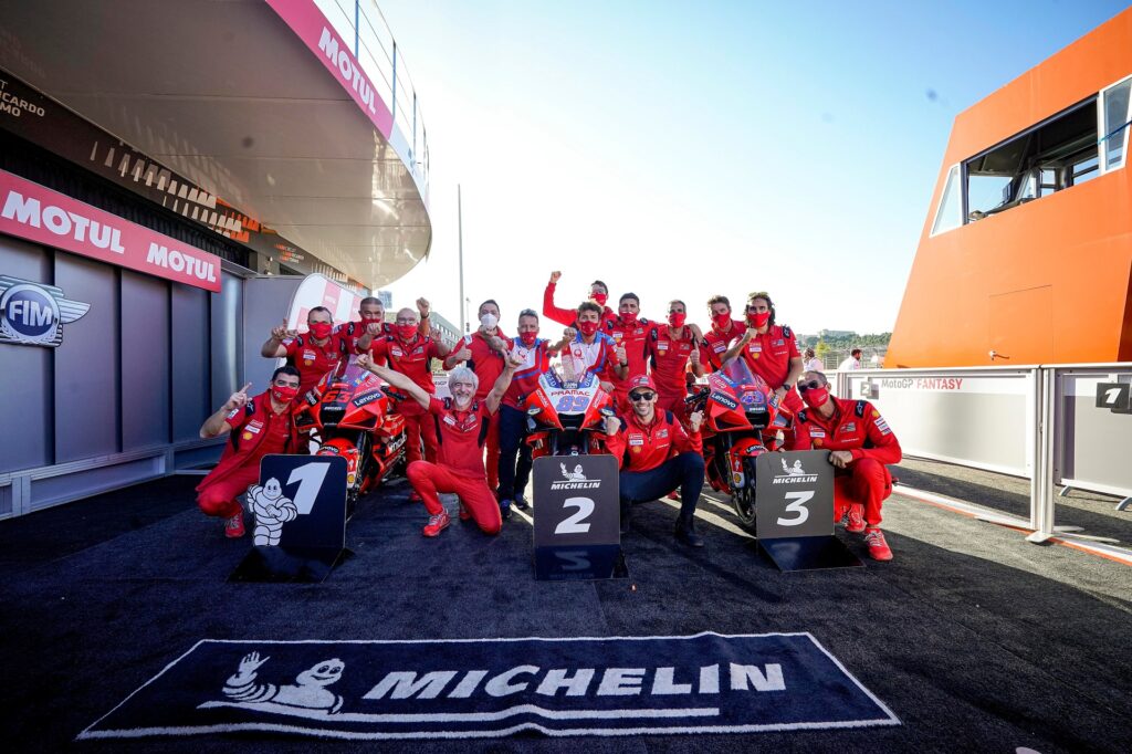 “In Valencia the podium was all red;  I've already put pressure on the engineers' - Fabio Quartararo