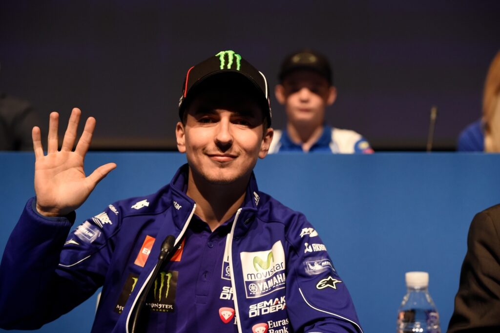 After Valentino Rossi, Jorge Lorenzo admits to driving racing cars