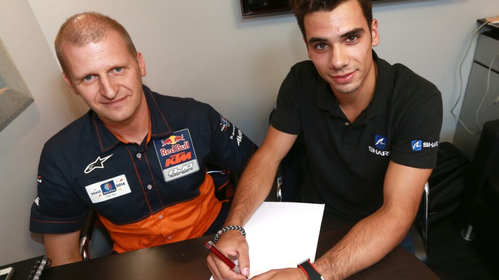 Oliveira switched to Red Bull KTM Ajo in 2015