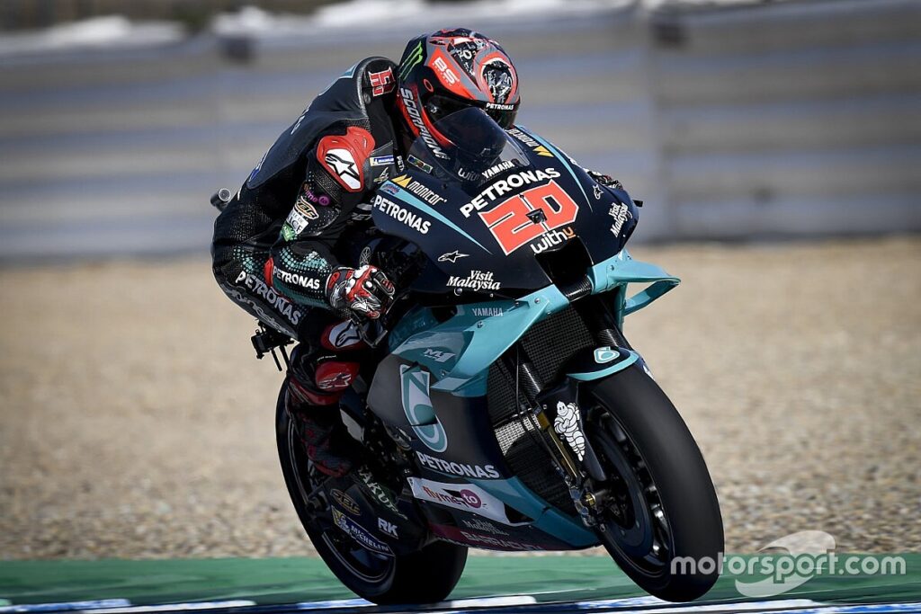 Quartararo breaks lap record in FP3