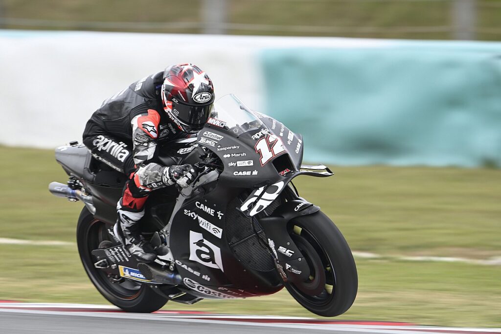 Vinales' Aprilia MotoGP adaptation “taking much longer” than hoped