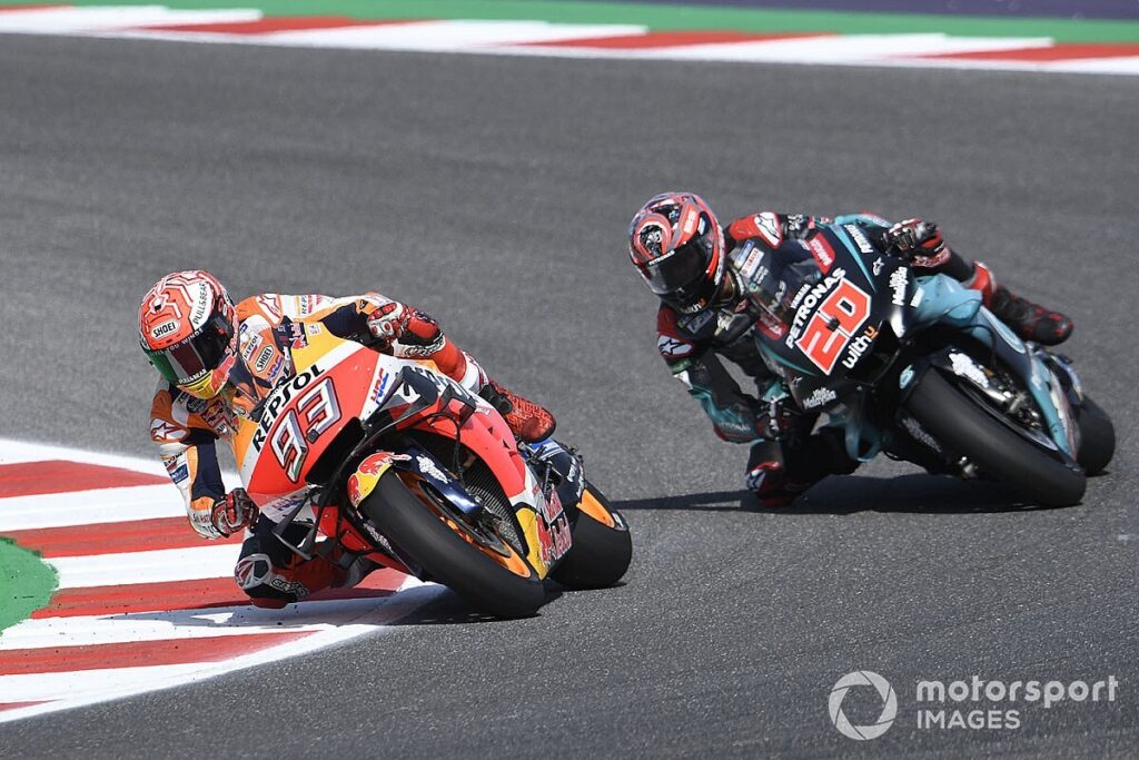 Last-lap battle proves Marquez is "human"