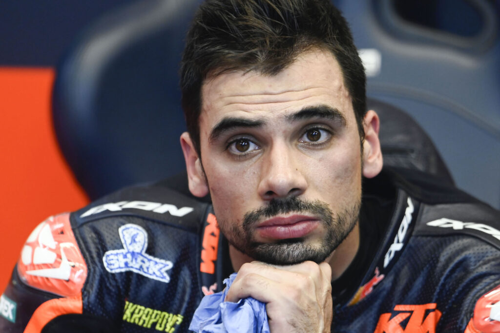 Miguel Oliveira vows to refuse Tech 3 offer as rivals c...
