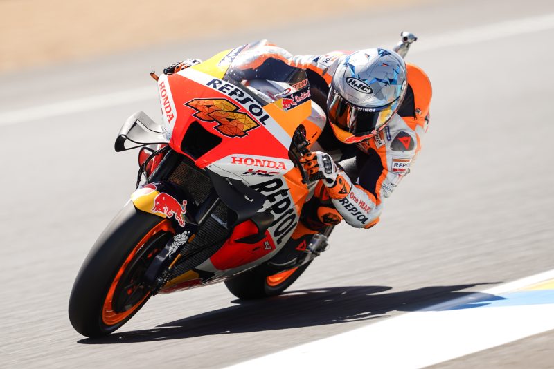 Espargaro shows speed immediately in Le Mans