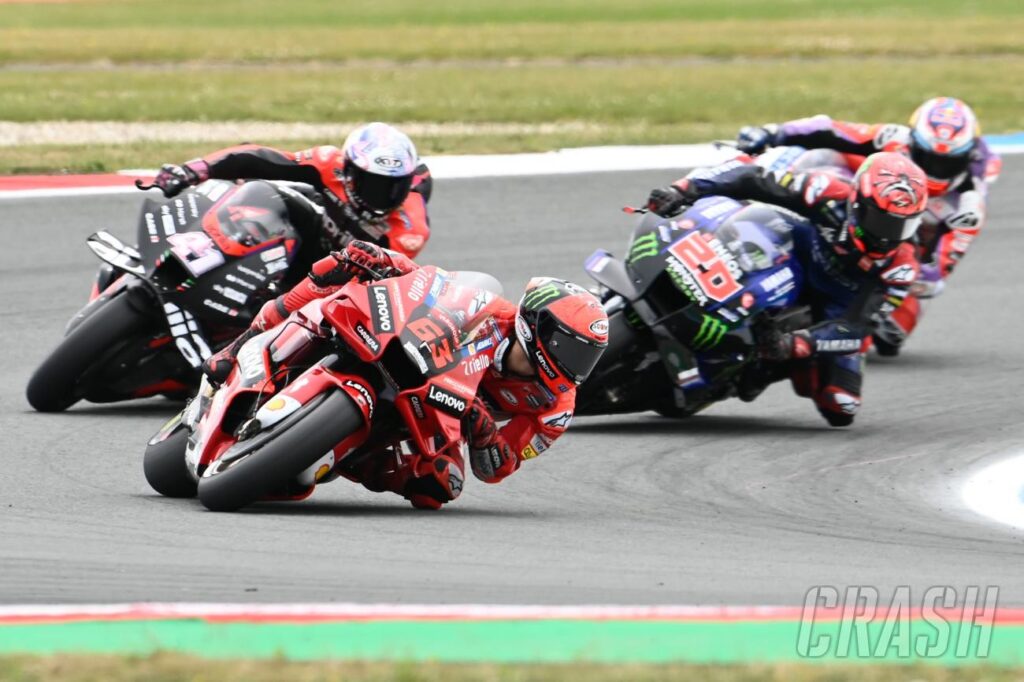 Francesco Bagnaia refutes notion of MotoGP being too difficult to overtake;  'if you are faster you have no problems' |  MotoGP