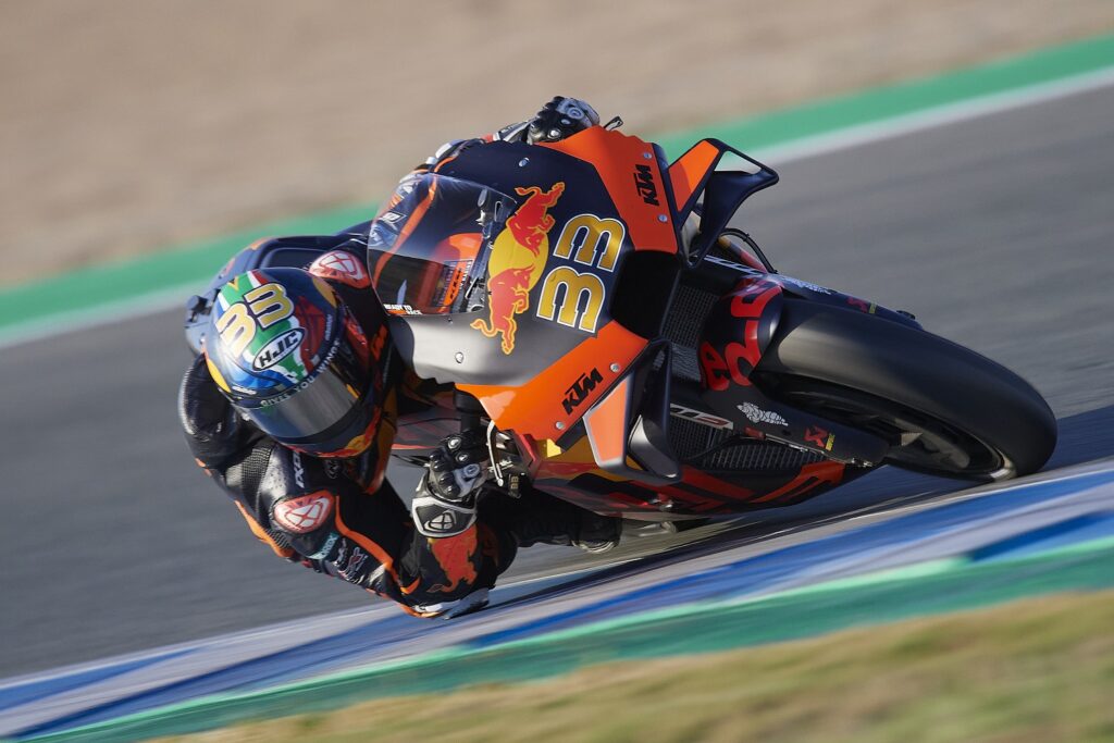 Brad Binder's MotoGP campaign stalled by rear tire issues