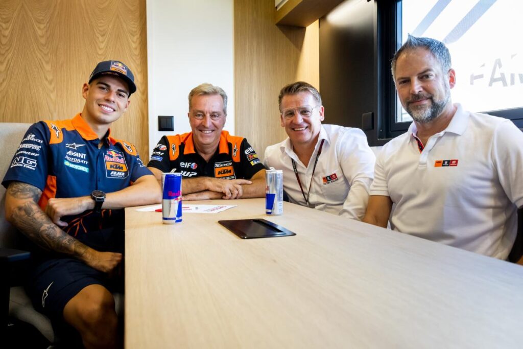 Fernandez completes GASGAS line-up for 2023 MotoGP season