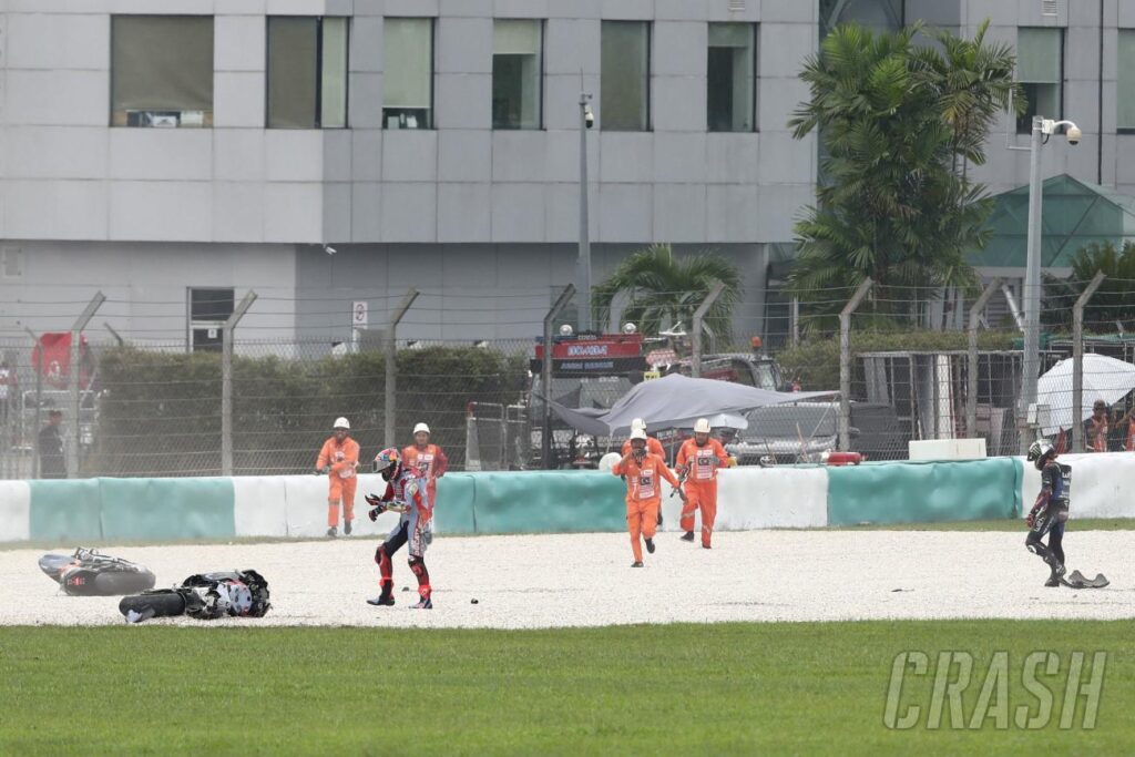 Malaysian MotoGP: Darryn Binder down after 'cool' first lap, di Giannantonio having 'less and less fun' |  MotoGP