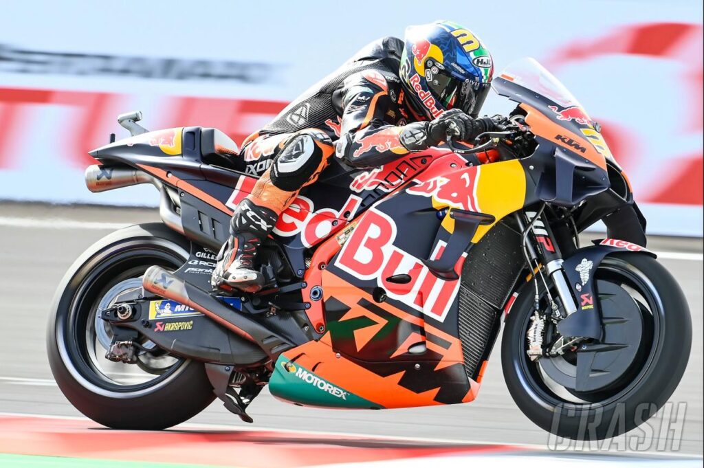Indonesian MotoGP: Brad Binder: Ideal line 'super-small', passing 'sketchy' |  MotoGP