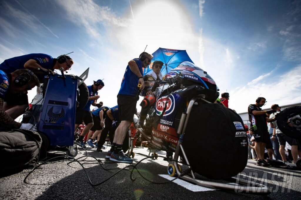 Keith Huewen: Log jam of MotoGP talent, 'crying shame' if Toprak misses out |  MotoGP