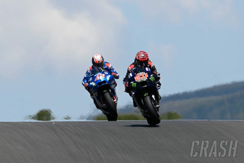 Portimao MotoGP: Rins falls chasing Quartararo: 'I did nothing wrong' |  MotoGP
