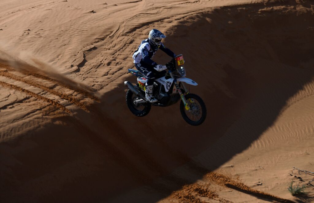 AUTO-MOTO-RALLY-DAKAR
