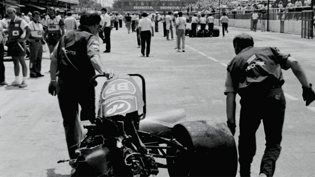 Flashback: Larrousse wreckage that reveals Alliot's lucky escape